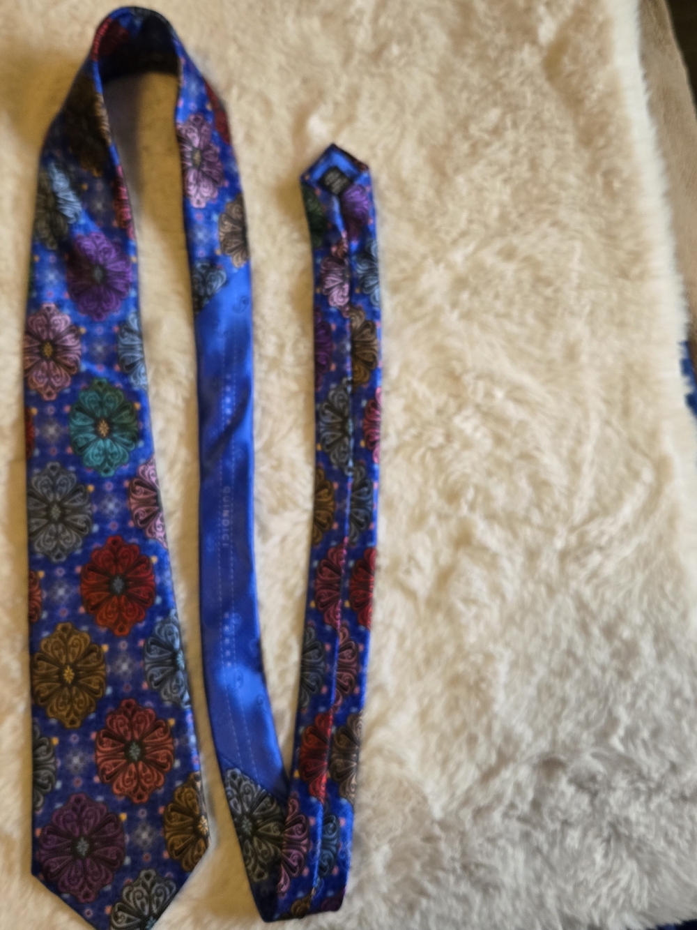 Ermenegildo Zegna Quindici Blue Tie with Multicolor Medallion Motifs - Picture 8 of 10